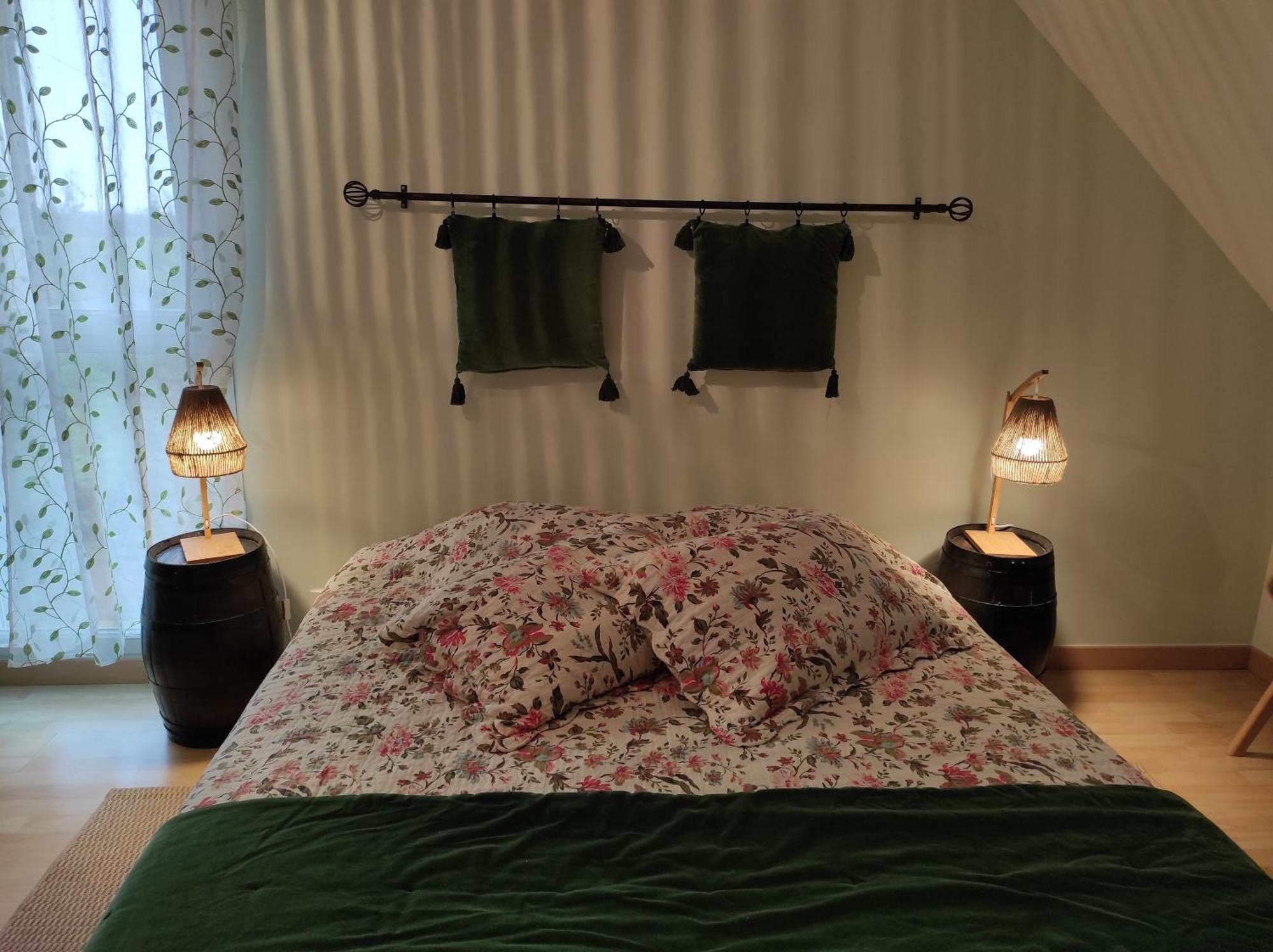 Le Logis Du Livier Hotel Saint-Georges-sur-Layon Quarto foto